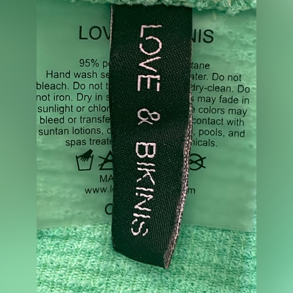 LOVE & BIKINIS MARBELLA CLASSIC SCOOP NECK CRINKLE ONE SIZE DRESS APPLE GREEN - Picture 7 of 9